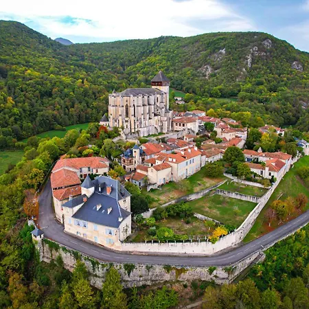 Апартаменты T2 Bis Centre Historique *