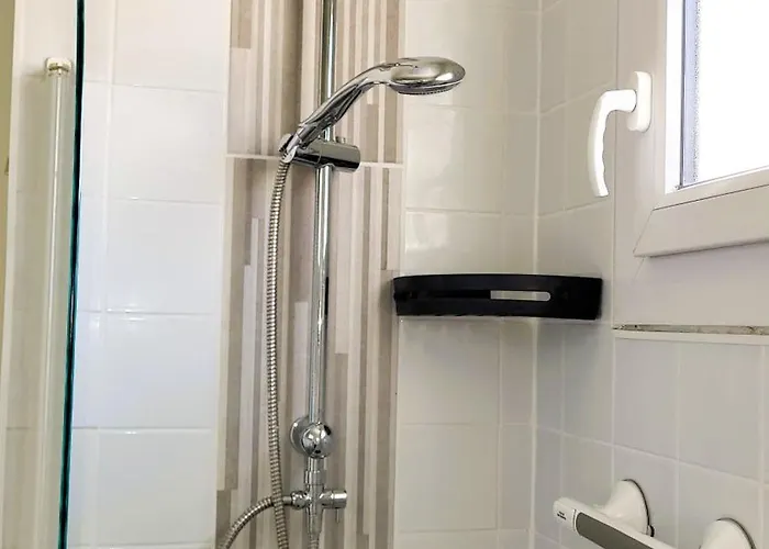 T2 Bis Centre Historique * Сен-Годенс